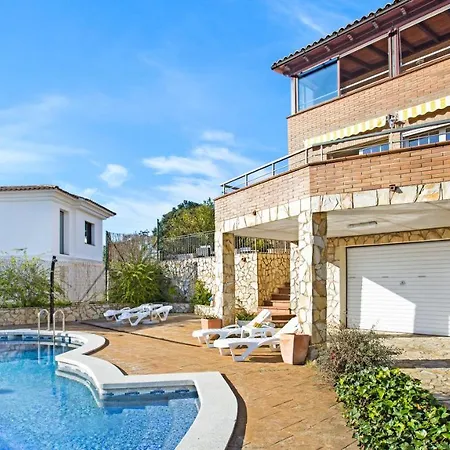 Sotet Villa